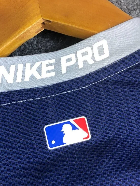 Nike Pro Shirt Mens Small White Blue Baseball MLB Compression Fitted Raglan - Picture 10 of 11